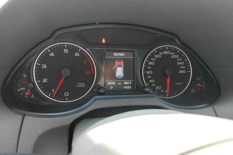 Used Audi Q5 2010 3.2 FSI Off-road Version