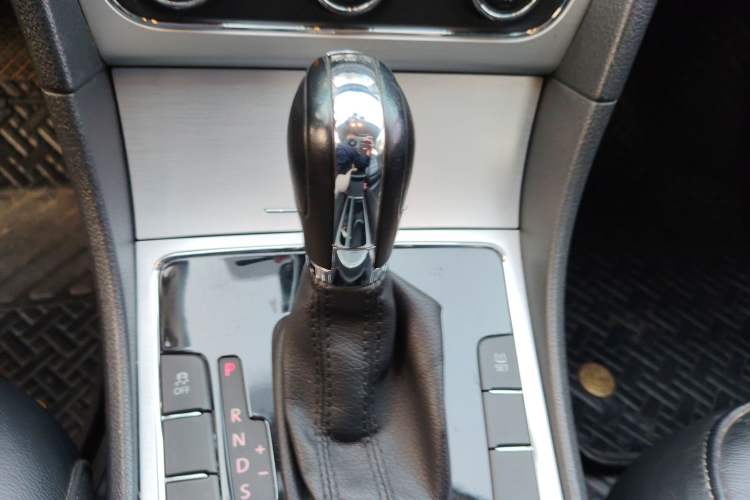 Used Volkswagen Passat 2014 1.8TSI DSG 30th Anniversary Edition