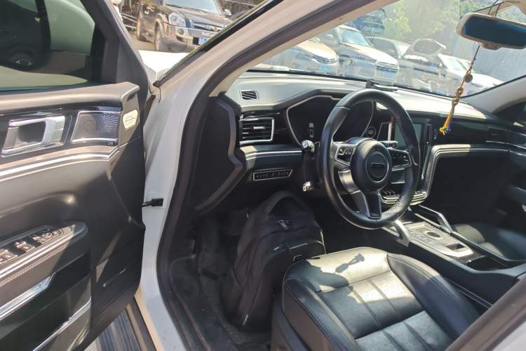 Used Zotye T700 2017 1.8T Dual-Clutch Prestige Model