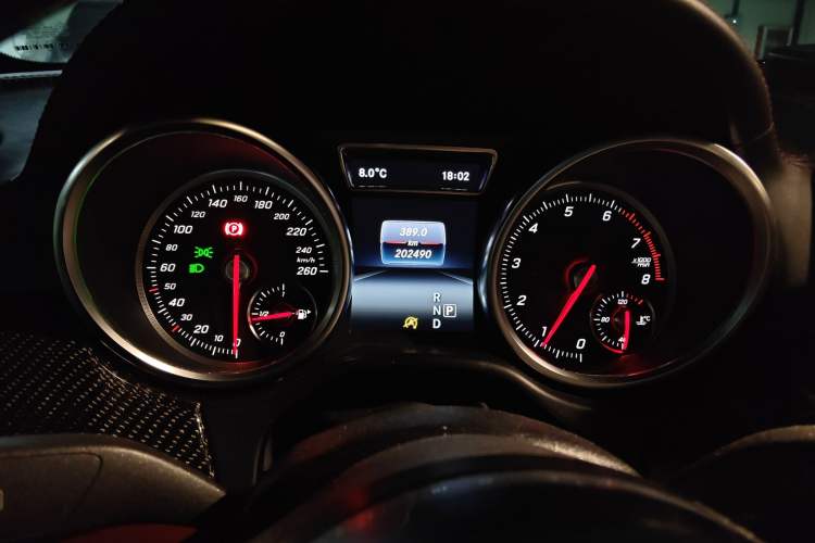 Used Mercedes-Benz GLE Coupe 2015 GLE 400 4MATIC Coupe SUV Instrument Cluster