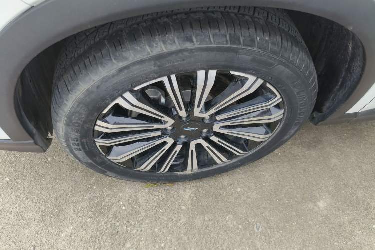 Used CHANGAN OSHAN X5 2021 Revised Version 1.5T DCT Luxury Edition