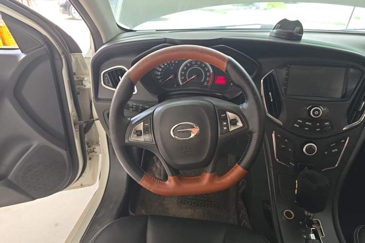 Used GAC Trumpchi GA3S Vision 2014 1.6L Automatic Luxury ESP Version
