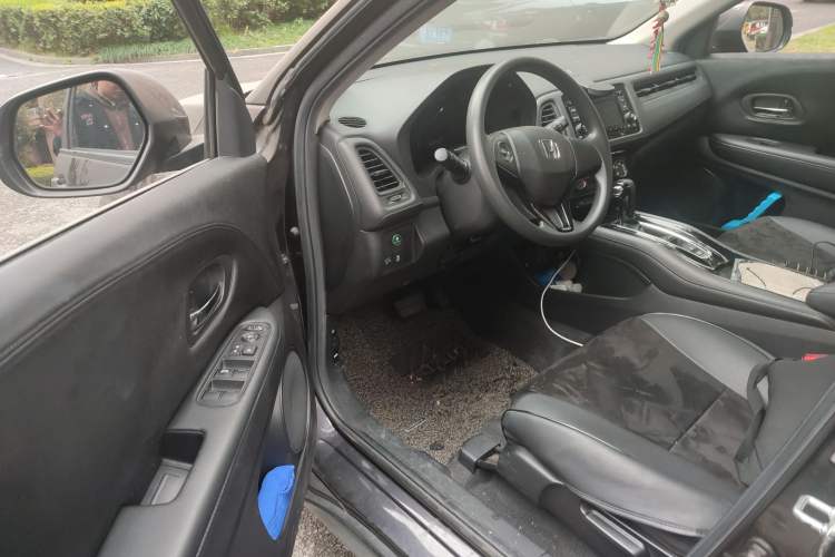 Used Honda Vezel 2015 1.5L CVT two-wheel drive Comfort trim Driver Seat