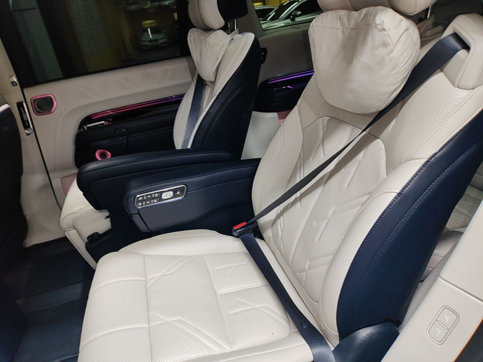 Zeekr 9X 2025 Hyper Edition 70kWh — снимка 20