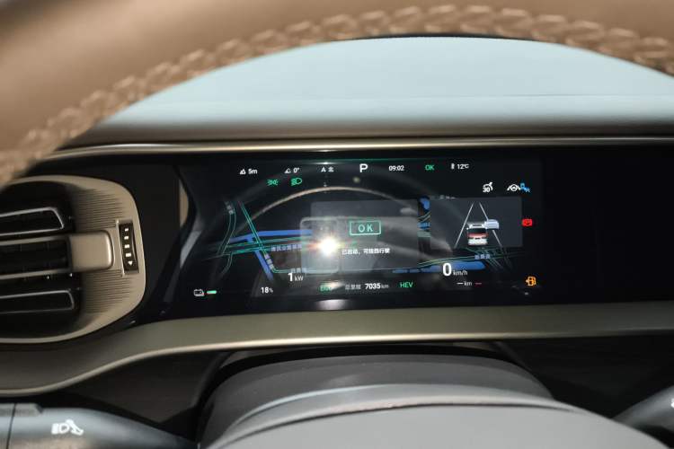 Used Denza D9 2024 DM-i 980 Four-Wheel Drive Prestige Model