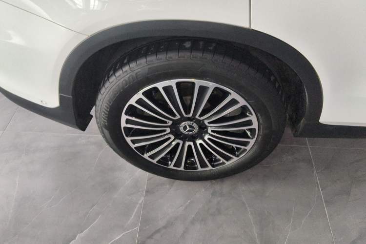 Used Mercedes-Benz GLC 2019 GLC 260 L 4MATIC Dynamic Model Right Rear Wheel Hub