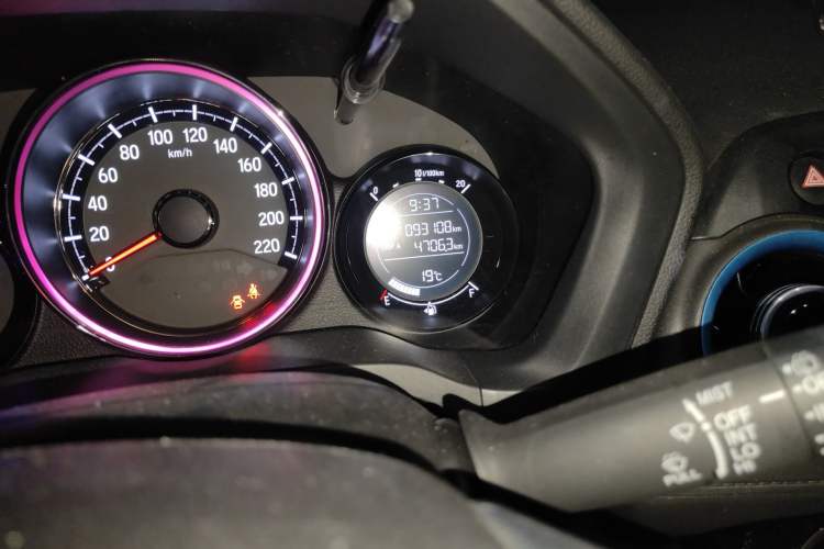 Used Honda XR-V 2019 1.5L CVT Comfort Version China VI Odometer Close Up