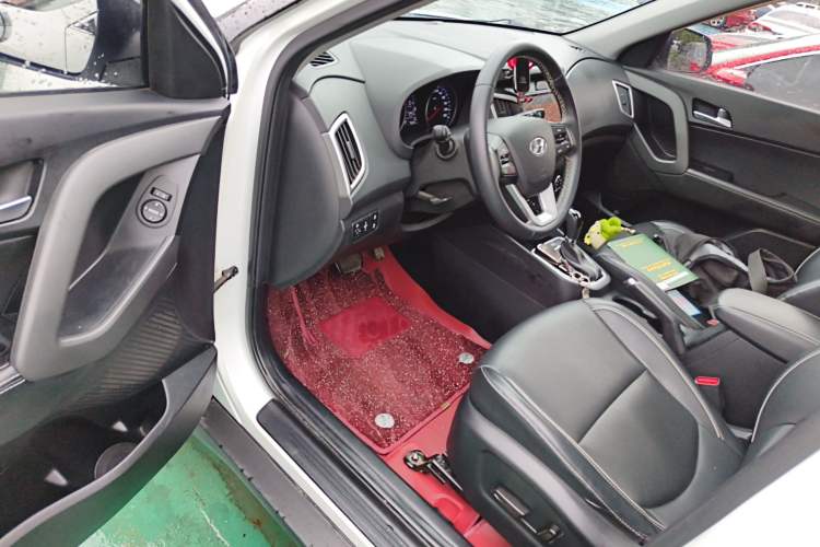 Used Hyundai ix25 2017 1.6L Automatic Smart Version Driver Seat