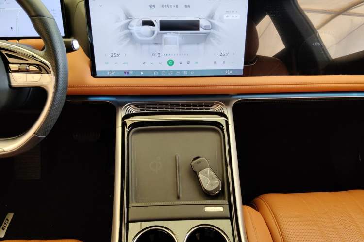 Used XPeng G9 2022 702 Pro Audio And AC Panel