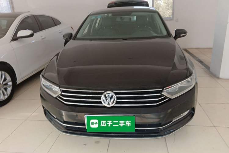 Used Volkswagen Magotan 2018 280TSI DSG Comfort Model