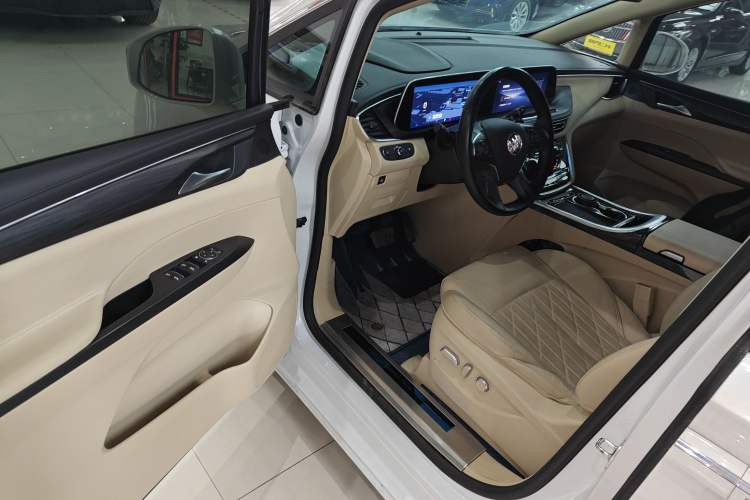 Used Buick GL8 2023 ES Lu Zun Luxury Model