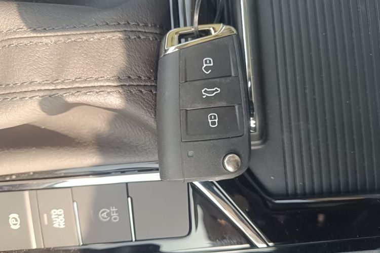 Used Volkswagen Passat 2026 Model, Outstanding 380TSI Xingkong Longteng Edition
