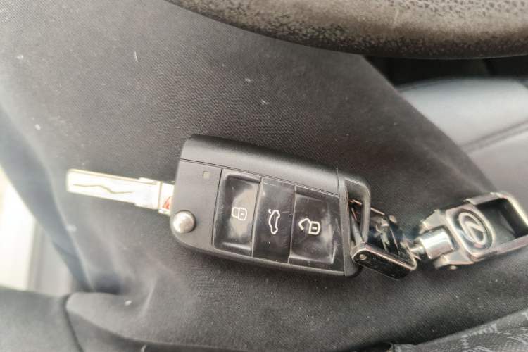 Used Skoda Octavia 2017 Classic Model 1.6L Automatic Comfort Edition