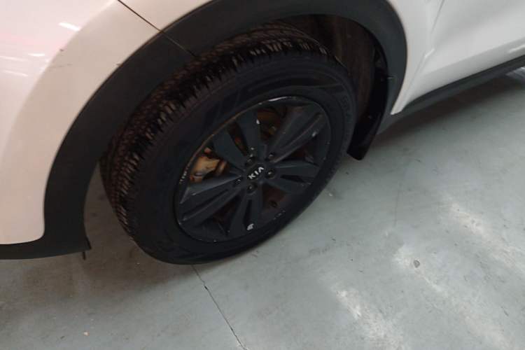 Used Kia KX5 2016 2.0L Automatic 2WD GLS Exterior 4