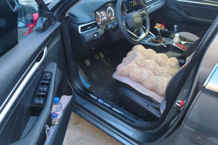 Used Geely Auto Emgrand 2025 4th Generation 1.5L Manual - Starry Edition