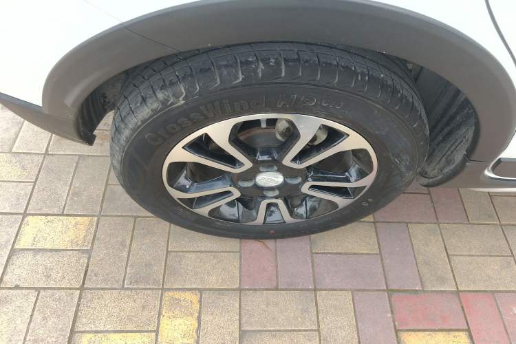 Used Geely Auto Vision X3 2017 1.5L Manual Elite Model
