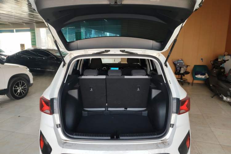 Used Jetta VS5 2024 280TSI Automatic Pioneer Edition Trunk