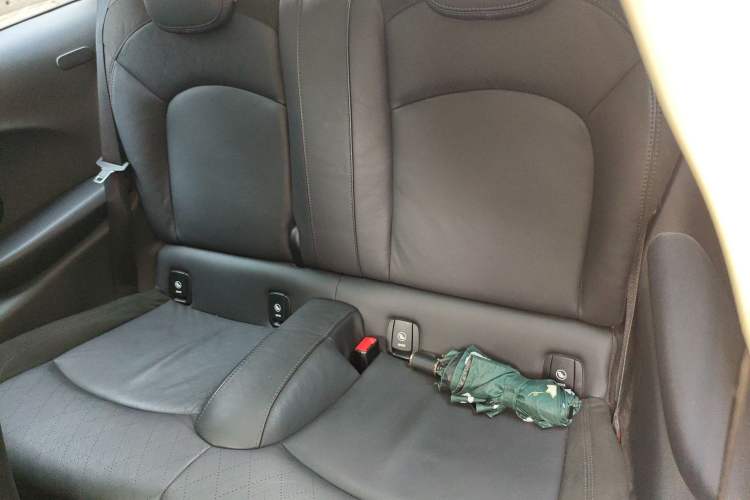 Used MINI MINI 2018 1.5T COOPER Artist
