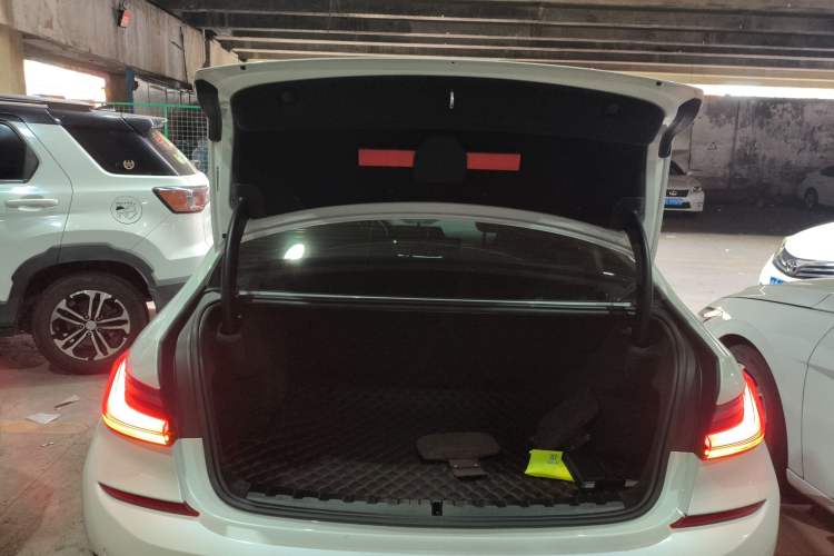 Used BMW 3 Series 2021 Restyled 325Li M Sport Package