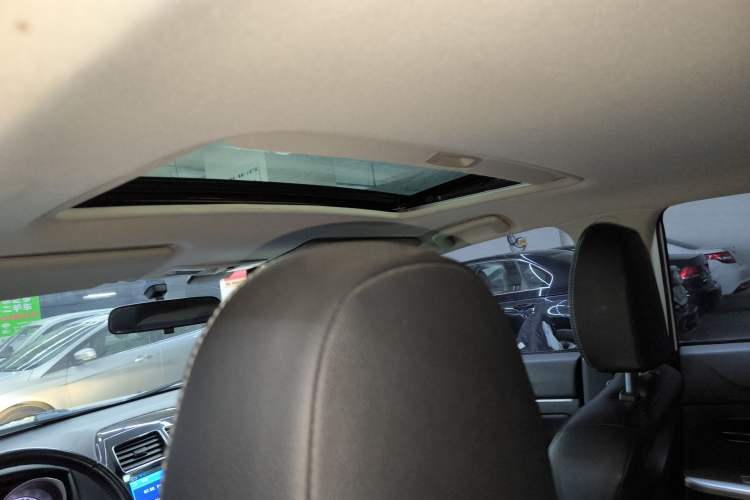 Used Mitsubishi ASX 2018 2.0L CVT Two-Wheel Drive Deluxe Edition
