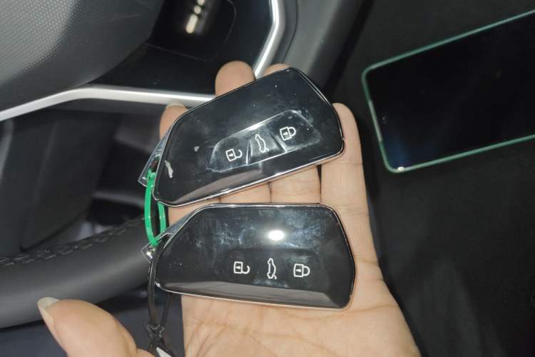 Used Volkswagen ID.7 VIZZION 2024 PRO Model Vehicle Key