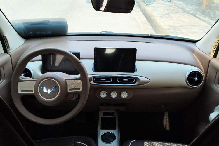 Used Wuling Hongguang MINIEV 2025 Four-Door Version Advanced Edition