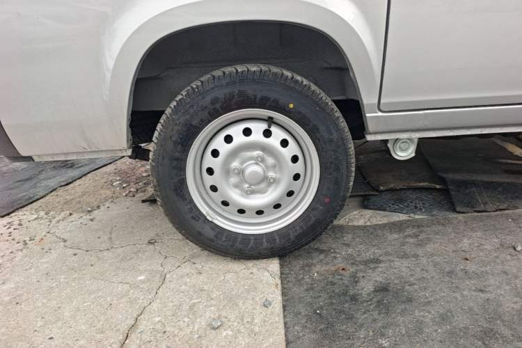 Used Wuling Zhiguang 2023 1.5L Practical Version 5/7 Seats
