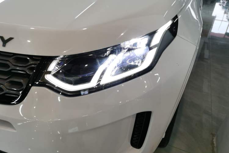 Used Land Rover Discovery Sport New Energy 2021 P300e Performance Tech Edition Left Front Headlight