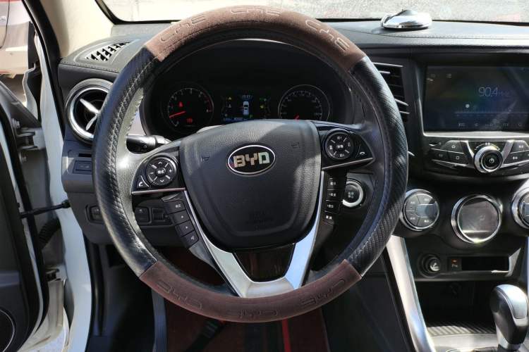 Used BYD Song 2016 2.0TID Automatic Prestige Edition
