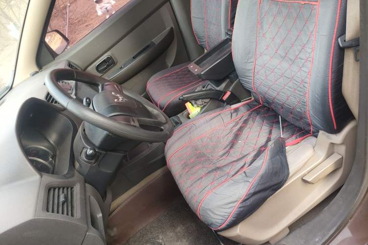 Used Wuling Hongguang 2015 1.5L S1 Standard China V-Emission Standards Left Front Seat