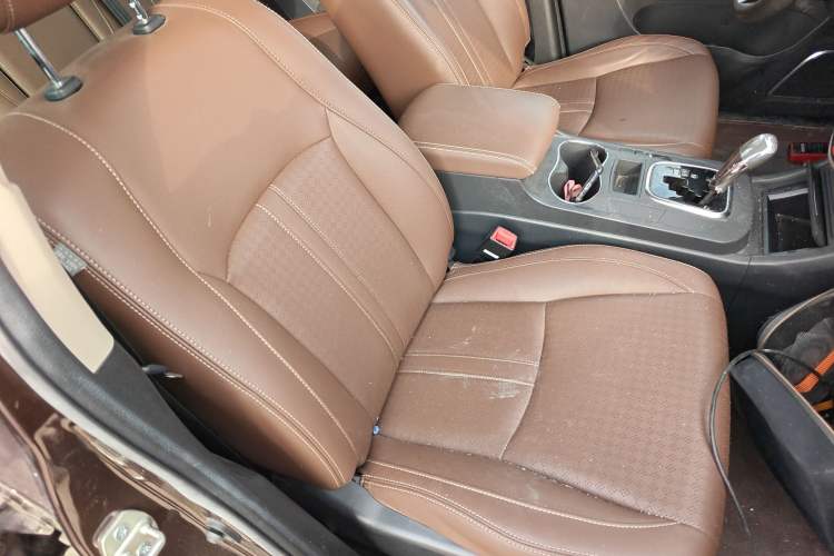 Used BYD S7 2016 2.0T Automatic Prestige Plus Right Front Seat