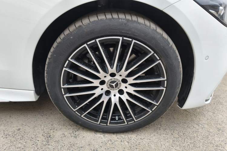 Used Mercedes-Benz C-Class 2025 Facelift C 260 L Sport Edition Right Front Wheel Hub