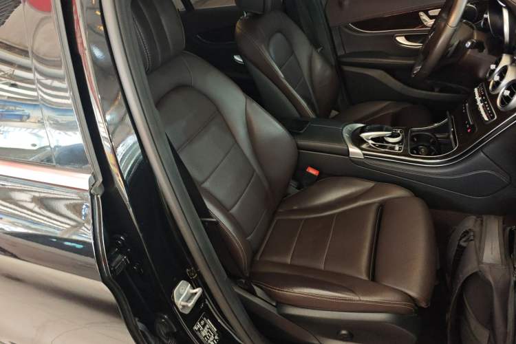 Used Mercedes-Benz GLC 2018 GLC 260 4MATIC Dynamic Edition