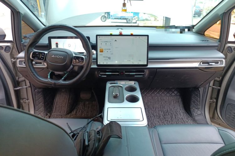 Used AION Y 2022 Plus 70 Smart Edition Interior 2