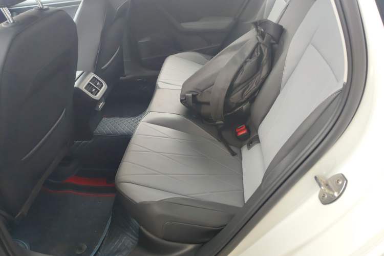 Used Volkswagen Lavida 2024 1.5L Automatic Starry Sky 5 Million Edition Left Rear Seat