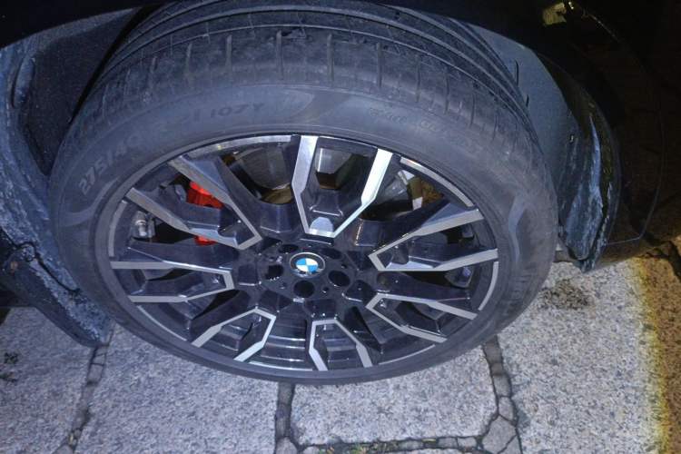 Used BMW X5 2023 xDrive 40Li M Sport Night Edition Package

