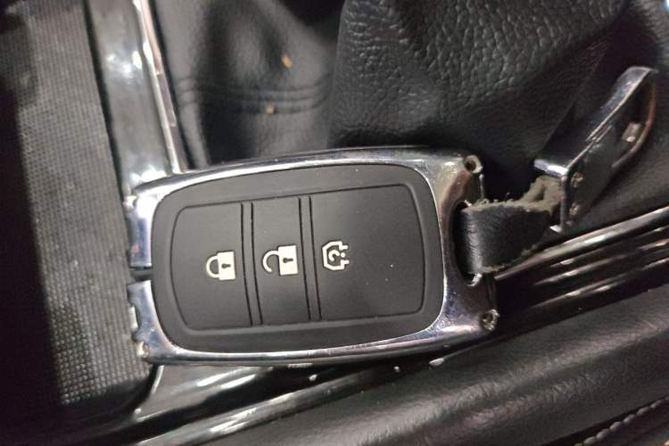 Used Dongfeng Fengon 580 2016 1.5T Manual Luxury Edition