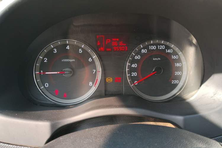 Used Hyundai Verna Ray 2014 1.6L Automatic TOP