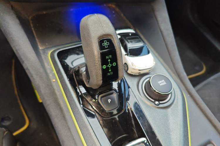 Used Lynk & Co 03 2022 03+ 2.0TD Automatic Wind-Chasing Edition Gear Lever