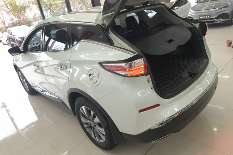 Used Nissan Murano 2021 2.5L XL Two-Wheel Drive Smart Connect Luxury Edition

