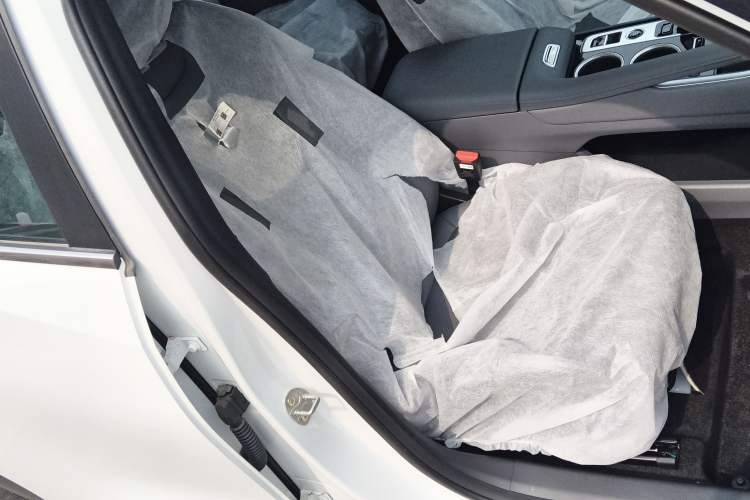 Used Geely Auto Emgrand X7 Sport 2026 Model 1.5TD Aspirational Right Front Seat