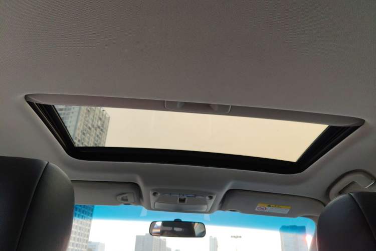 Used Nissan Teana 2016 2.0L XL Comfort Edition Headliner