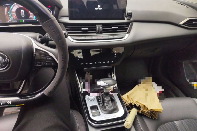 Used Dongfeng Aeolus Yixuan 2020 230T Automatic Advanced Edition Audio And AC Panel