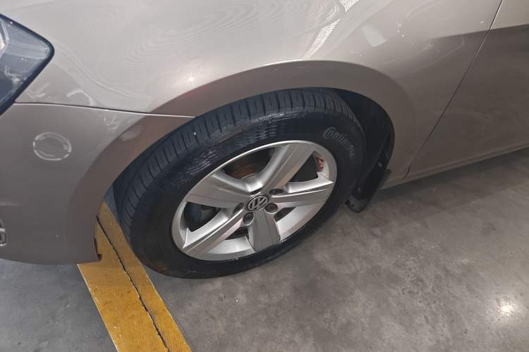 Used Volkswagen Golf 2016 230TSI Automatic Comfort Version
