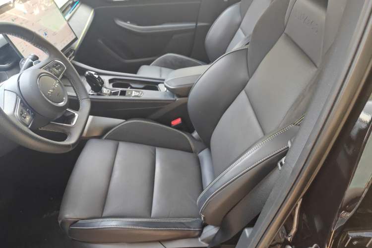 Used Lynk & Co 03 2025 1.5TD DCT Champion Edition Pro Left Front Seat