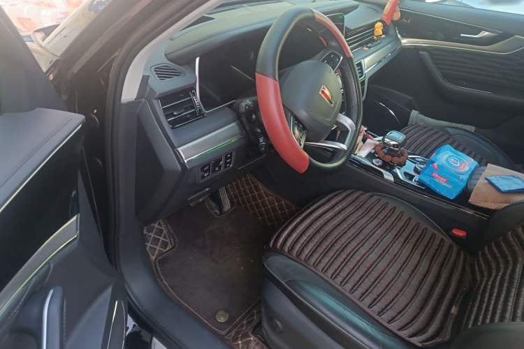 Used Hongqi HS5 2022 Revised Version 2.0T Smart Connect Flagship Edition Driver Seat