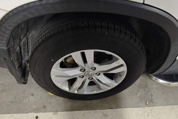 Used CHANGAN CS75 2014 2.0L Manual Luxury Version China IV Standard