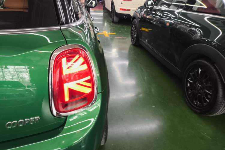 Used MINI 2020 1.5T COOPER Artist Five-Door Edition