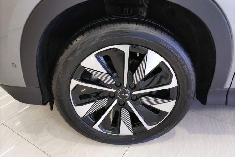 Used BYD Song PLUS New Energy 2025 EV Intelligent Driving Edition 520km Luxury Model
