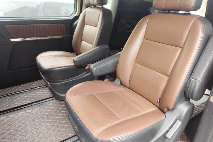 Used FORTHING CM7 2016 2.0T Automatic Luxury Version